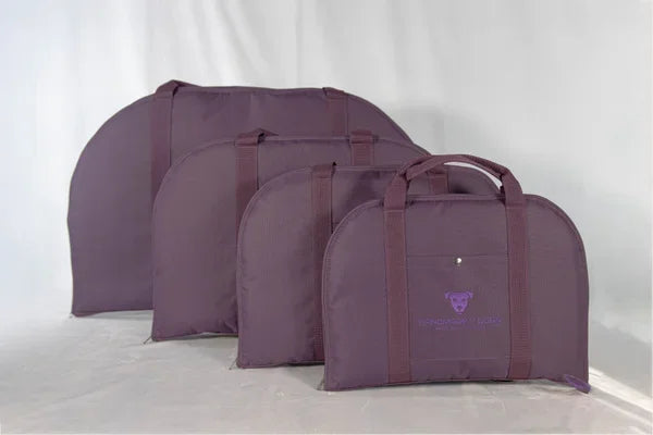 Hunde-Reisebett-in-pflaumenfarben-handgefertigt-von-handmade-4-dogs