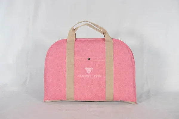 Hunde-Reisebett-Hundereisebett-in-rosafarbenem-Outdoor-Stoff-in-Leinenoptik-mit-beigen-Griffen-handgefertigt-von-handmade-4-dogs