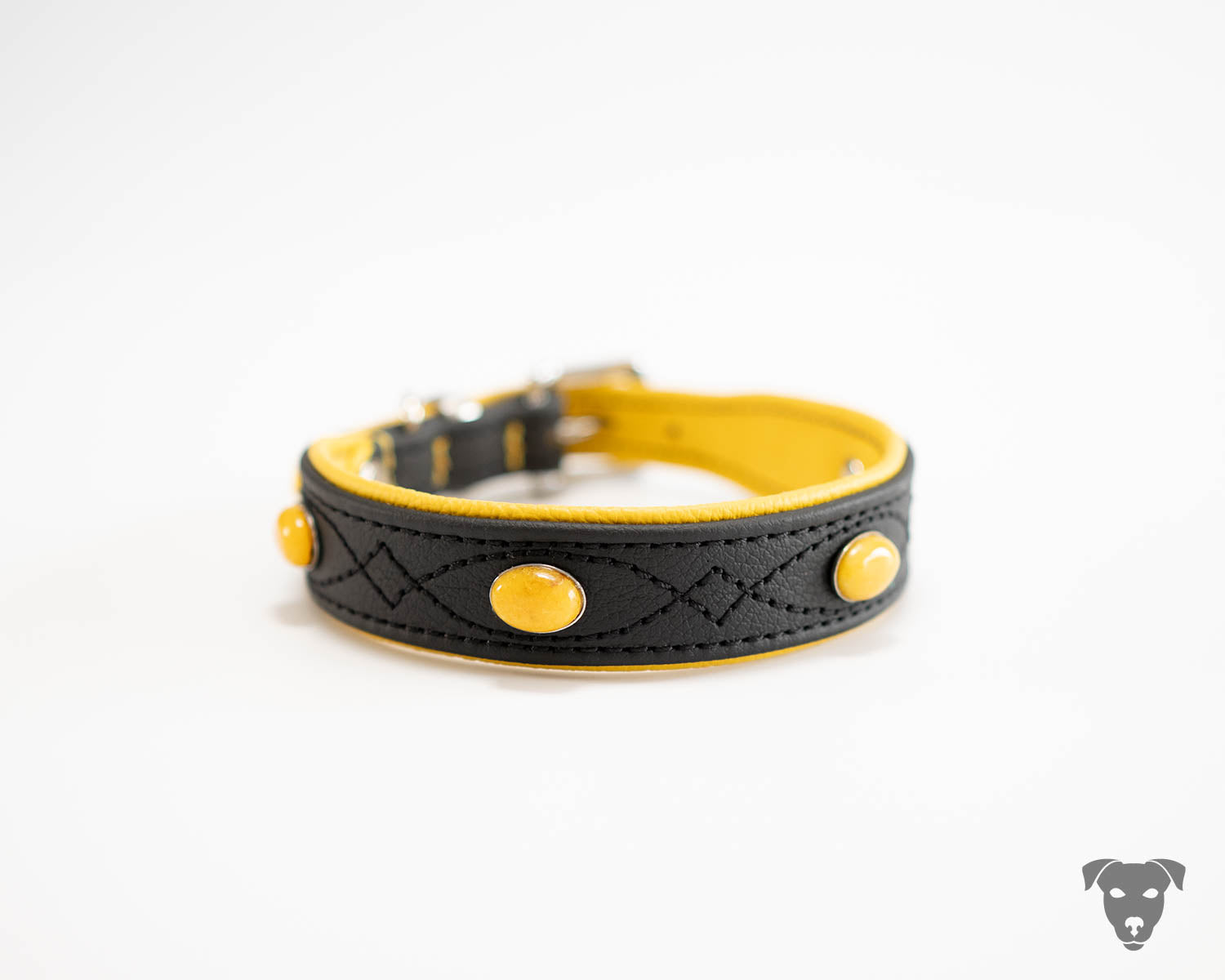 Hundehalsband feinst bestickt, handgefertigte Hundehalsbänder aus Meisterhand. Fettleder Halsband, Riemen Halsband oder klassisches Nappa Halsband, mit Lasergravur, Heiß Geprägt oder feinst bestickt, handmade-4-dogs, Hundehalsband mit echten Edelsteinen