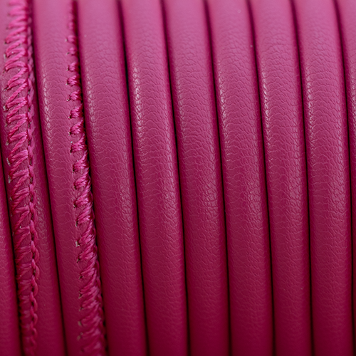 Lederarmband mit graviertem Charm