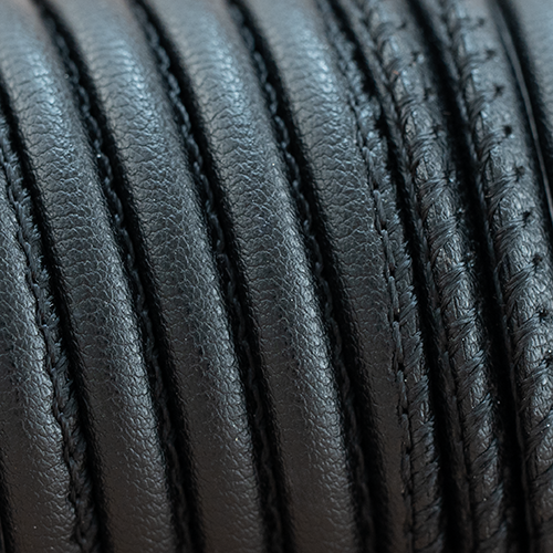 Lederarmband mit graviertem Charm