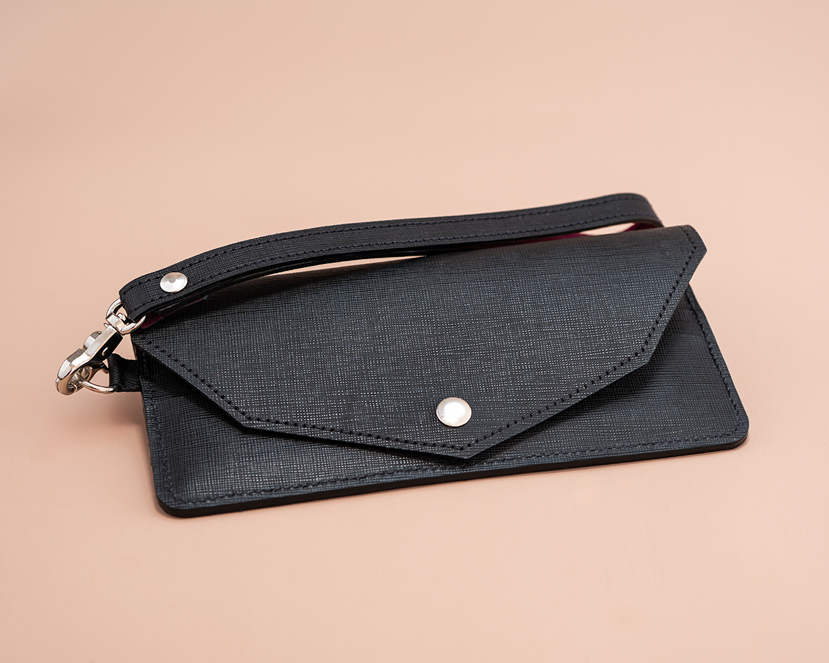 Saffiano Clutch schwarz, unisex