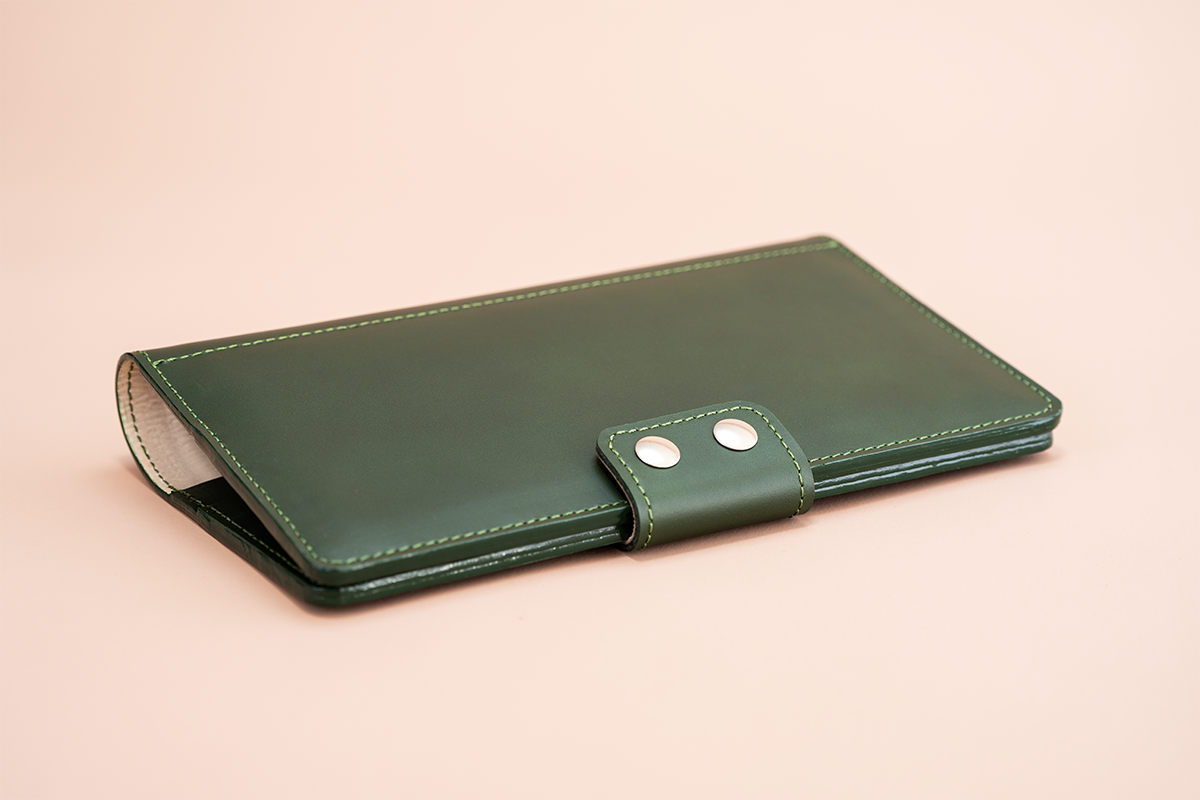 Travel Wallet dunkelgrün für 2