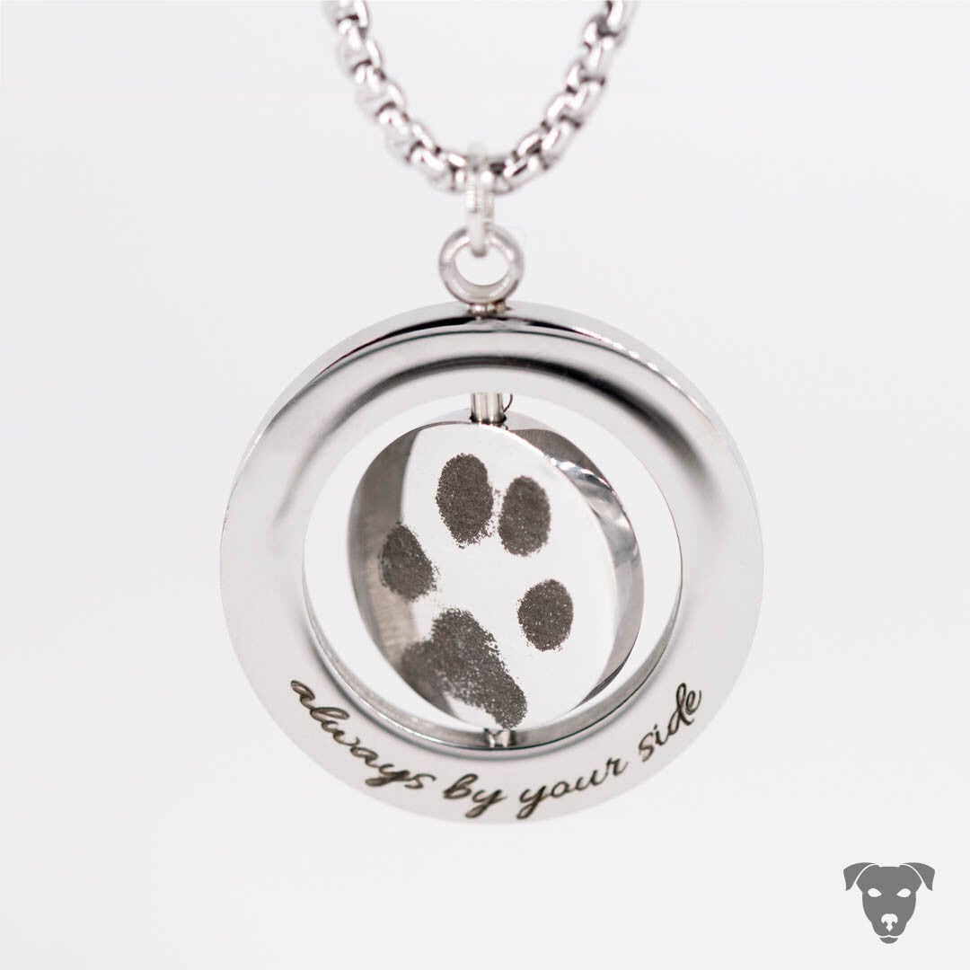 Drehbares Medaillon mit Abdruck