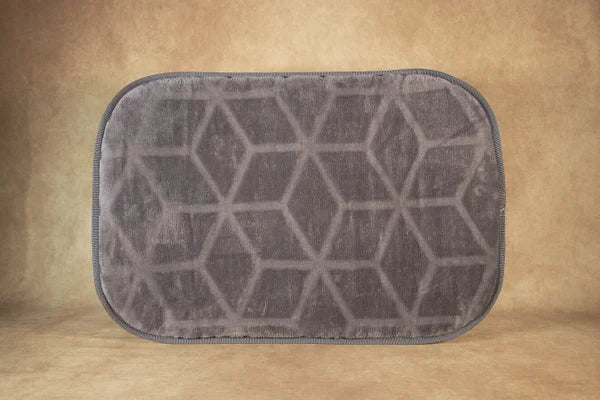 navy-farbenes-handgefertigtes-Hund-Reisebett-in-der-gerollten-version-mit-einer-dunkel-grauen-Liegefläche-mit-wabenmuster-eingefaßt-ist-dieses-handgefertigte-hunde-reisebett-in-dunkel-grau