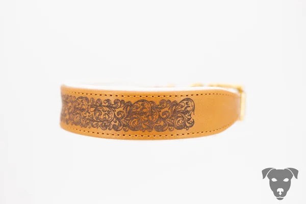 Hundehalsband feinst bestickt, handgefertigte Hundehalsbänder aus Meisterhand. Fettleder Halsband, Riemen Halsband oder klassisches Nappa Halsband, mit Lasergravur, Heiß Geprägt oder feinst bestickt, handmade-4-dogs