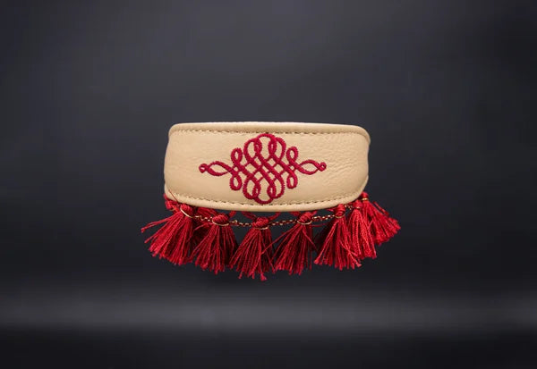 Hunde Halsband handgefertigt, besticktes Leder Halsband mit Quasten, handmade-4-dogs