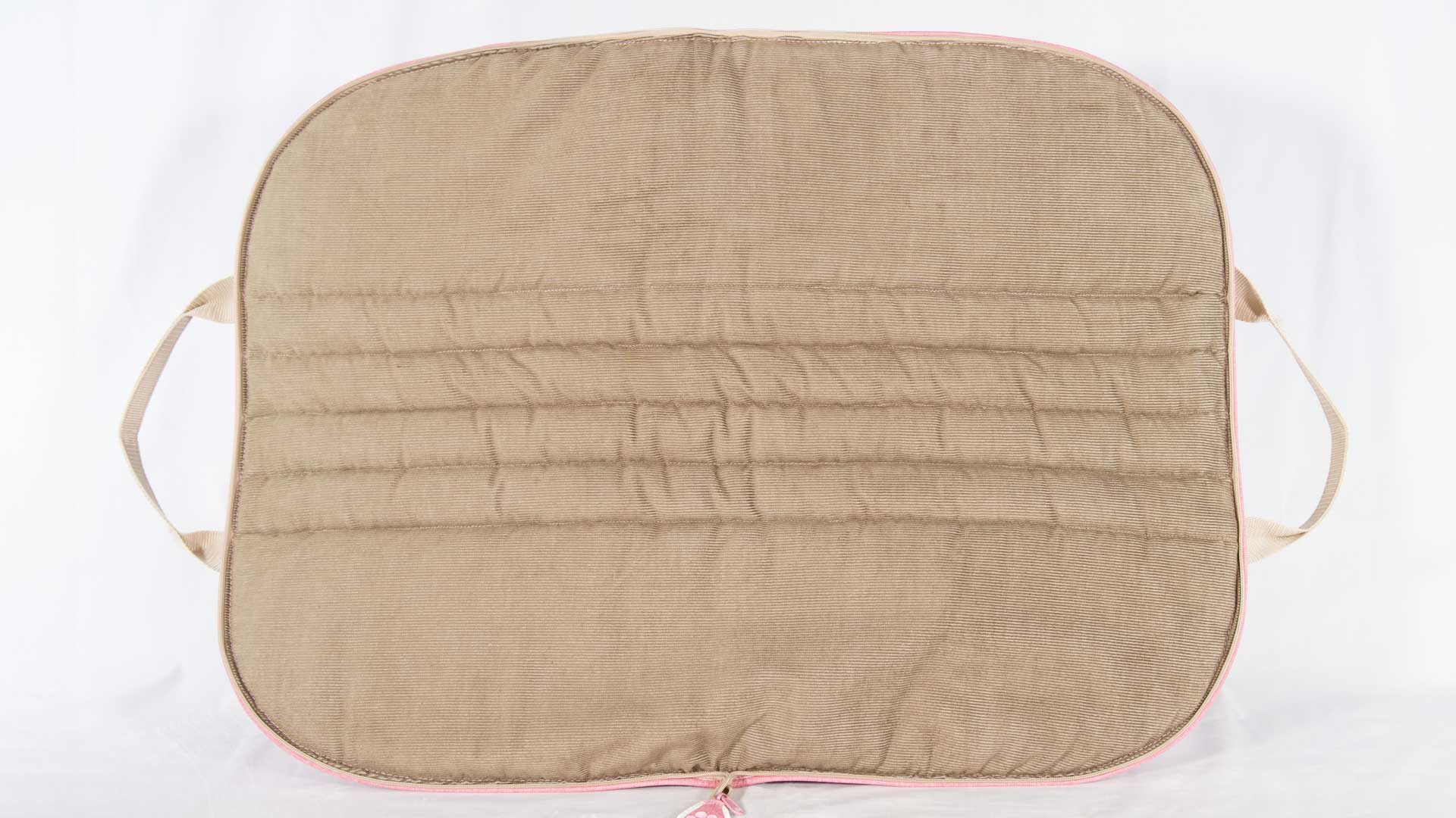 Hundereisebett Dog Bed To Go Pink in Leinenoptik geöffnet mit Liegefläche aus taupefarbenem Möbel-Micro-Cord