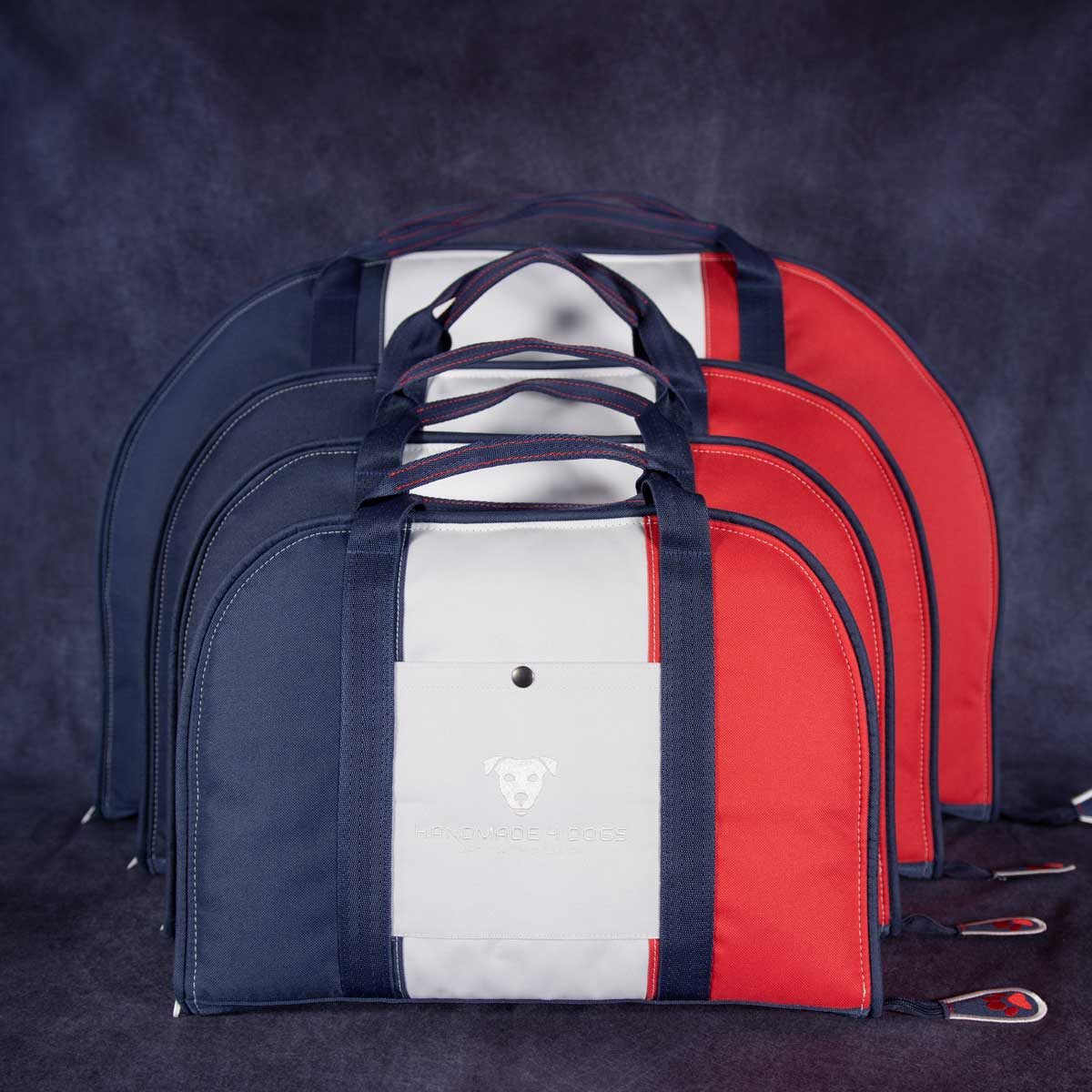 Hundereisebett Vive la France in mehreren Größen als Studioaufnahme
