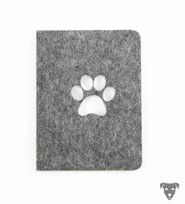 Personalisierte EU-Heimtierausweishülle: Edler Material-Mix aus Leder & Filz