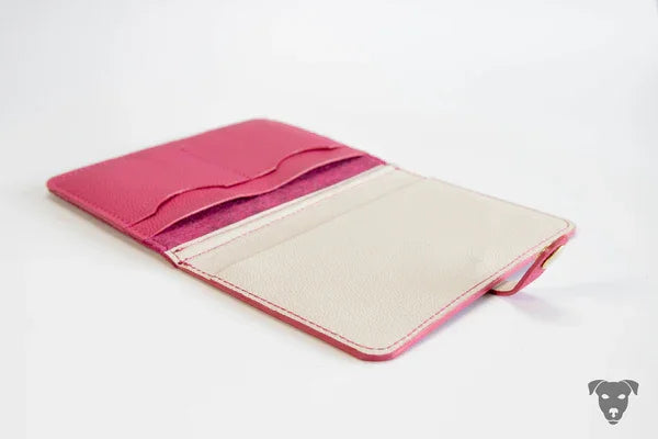 Impfpasshülle für Hunde, EU-Heimtierausweishülle PINK&PINK Kronen Stick