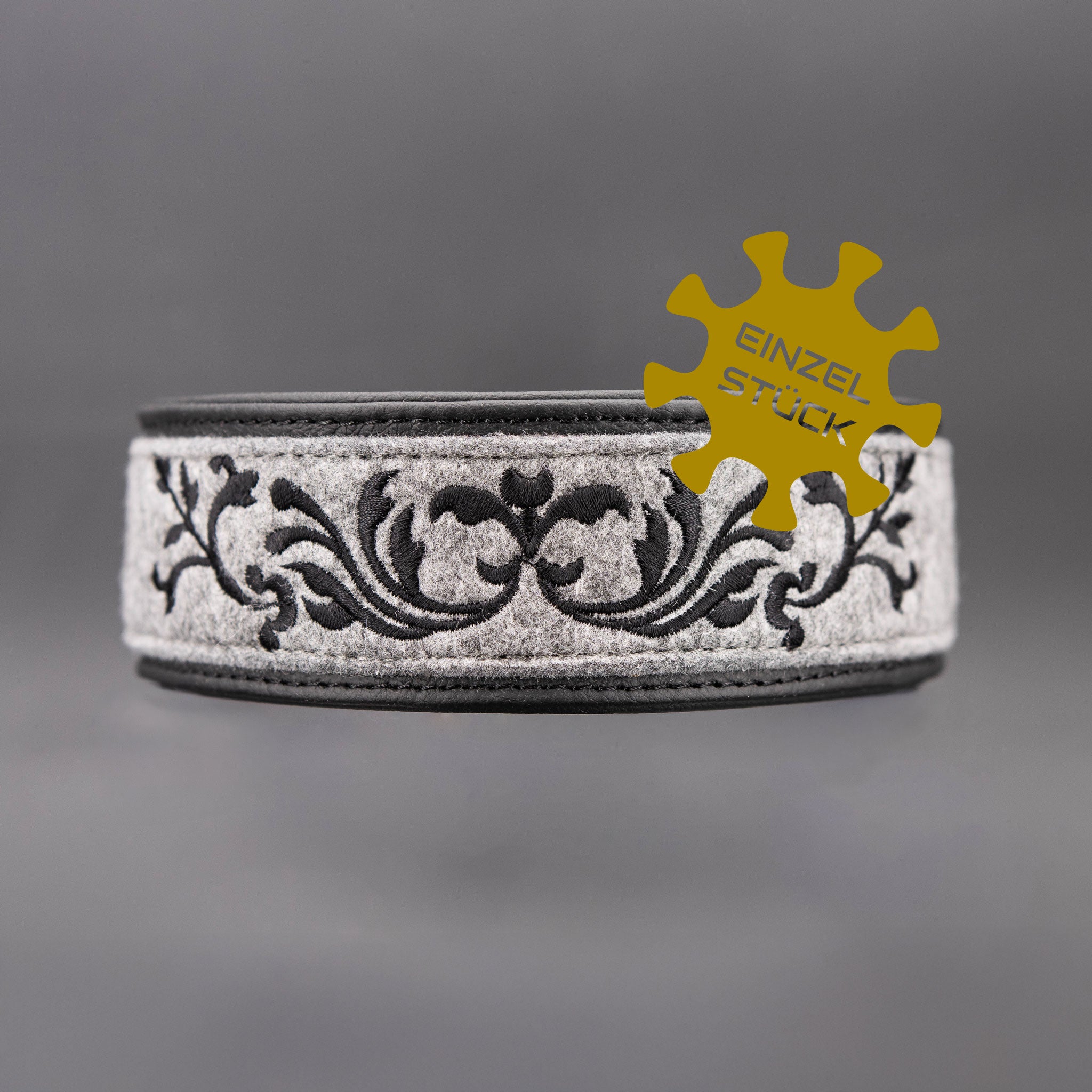 Einzelstueck-Elegantes Lederhalsband 5,5 cm breit mit Ornamentstick No. 1 für Greyhounds und Barsois