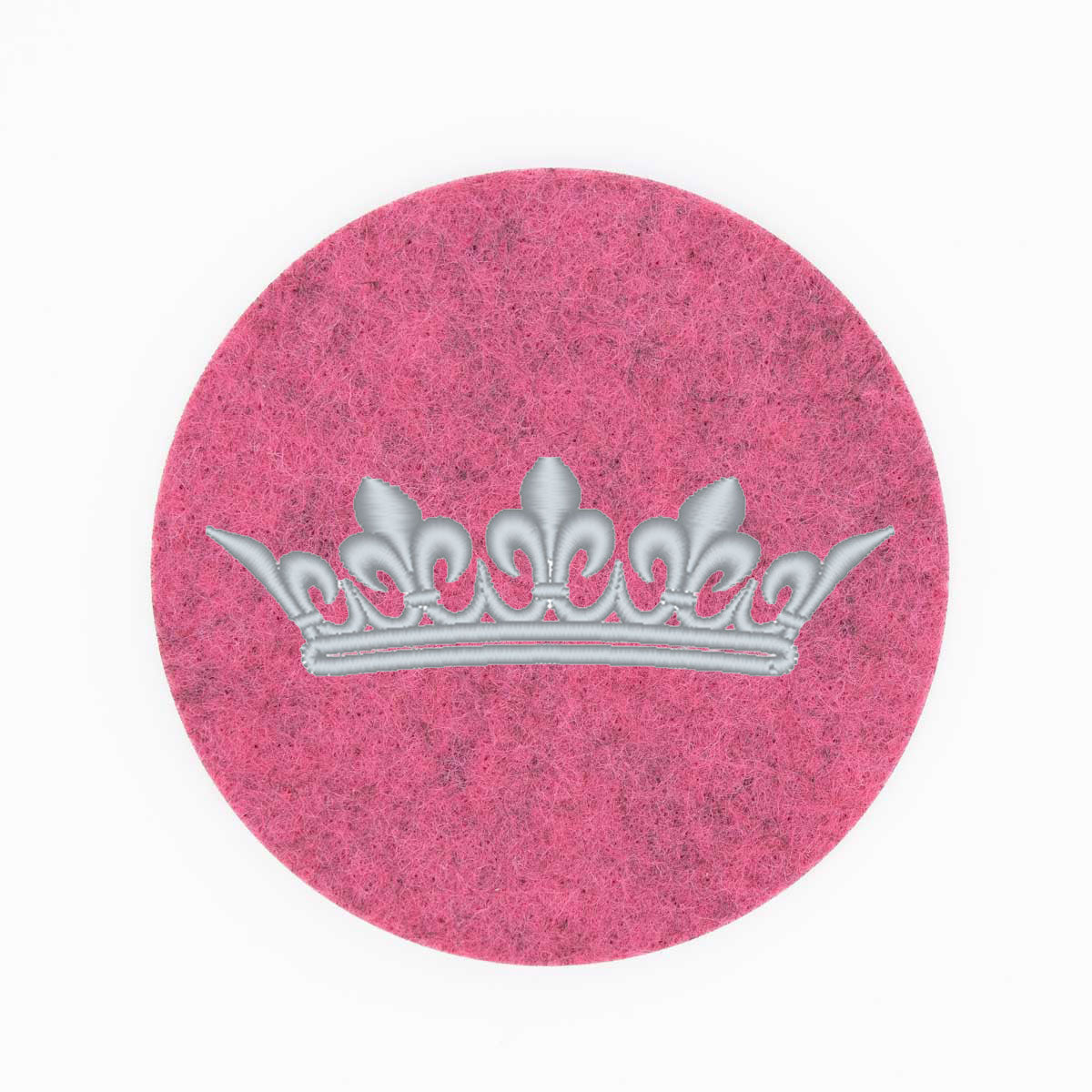 Stickdesign-Option einer edlen Krone für die individuelle Personalisierung der Heimtierausweishülle.