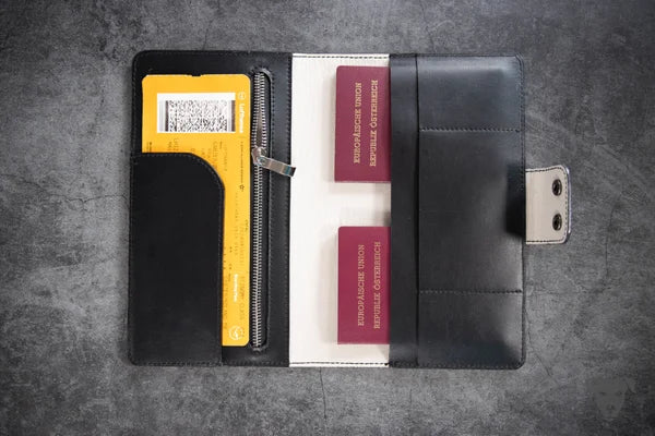 Travel Wallet SCHWARZ