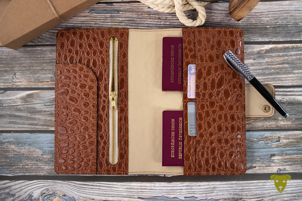 Travel Wallet KROKO - COGNAC