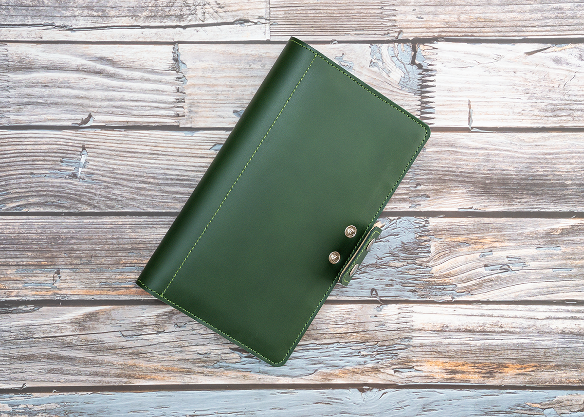Travel Wallet dunkelgrün für 2