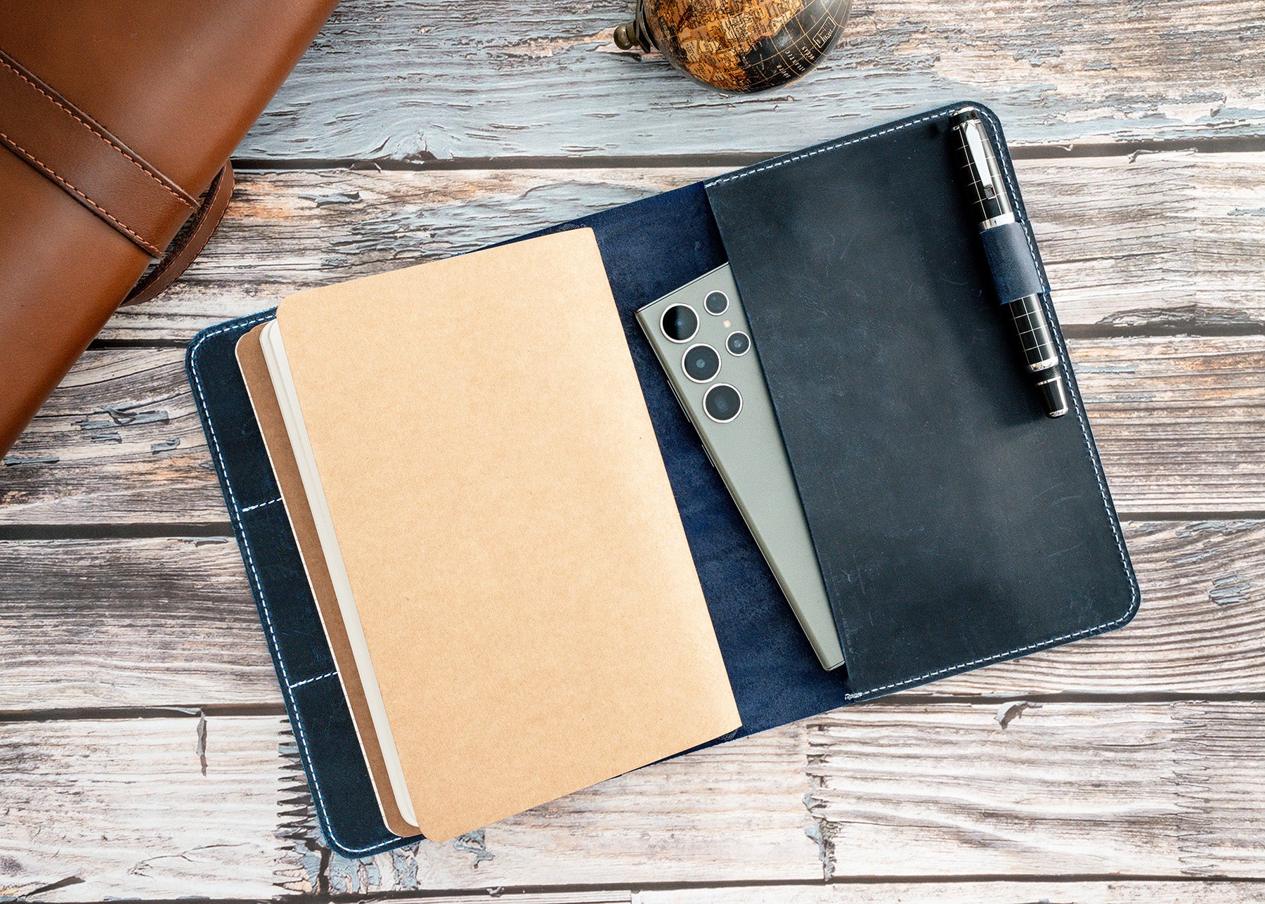 Traveler’s Notebook „Crazy Horse Navy“