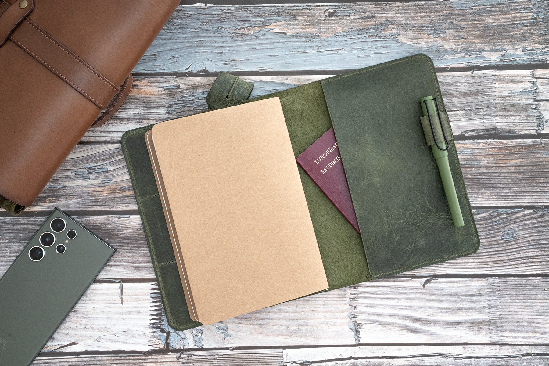 Traveler’s Notebook „Crazy Horse Olive“