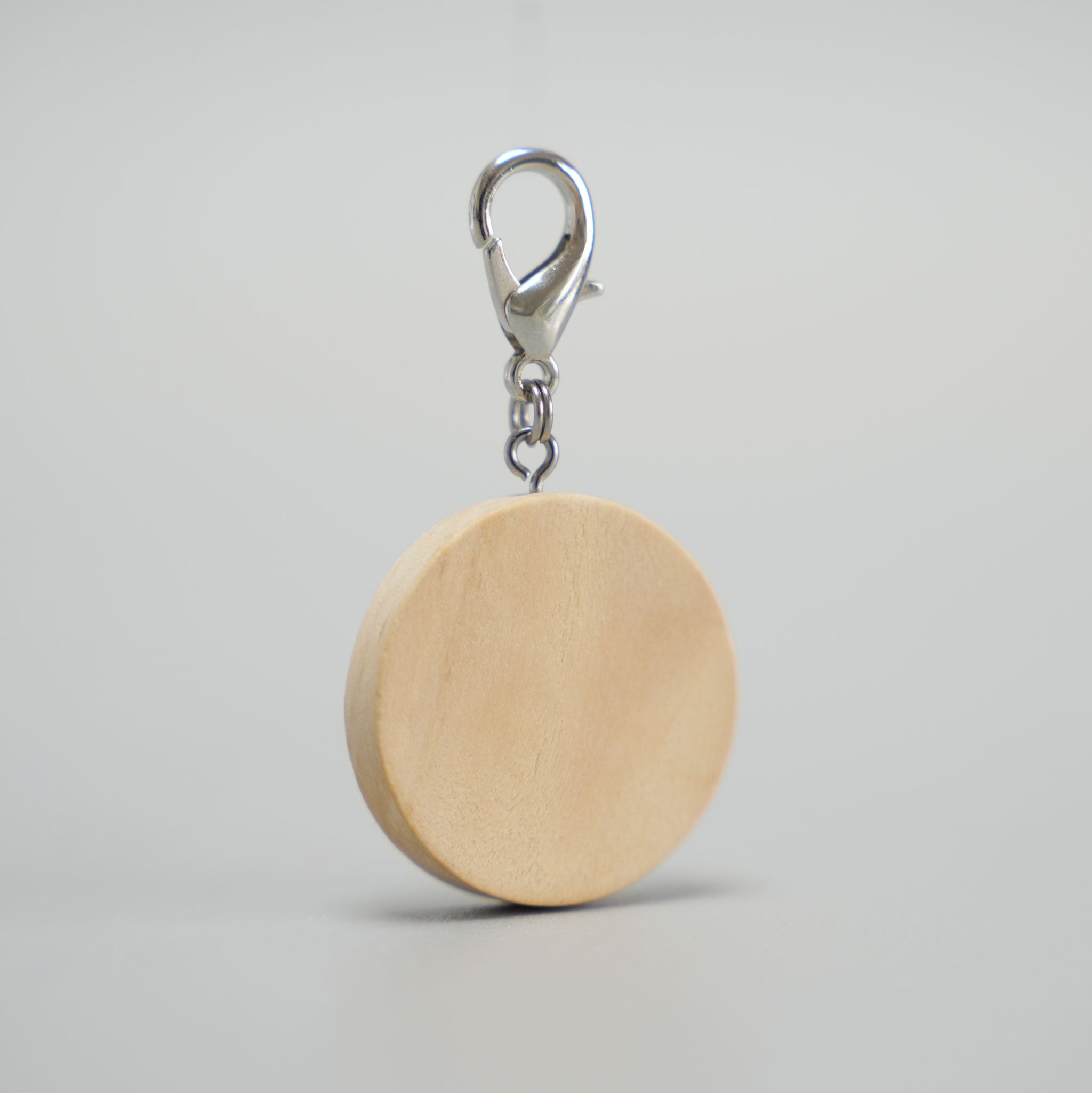 Totalansicht der Hundemarke-Rückseite 