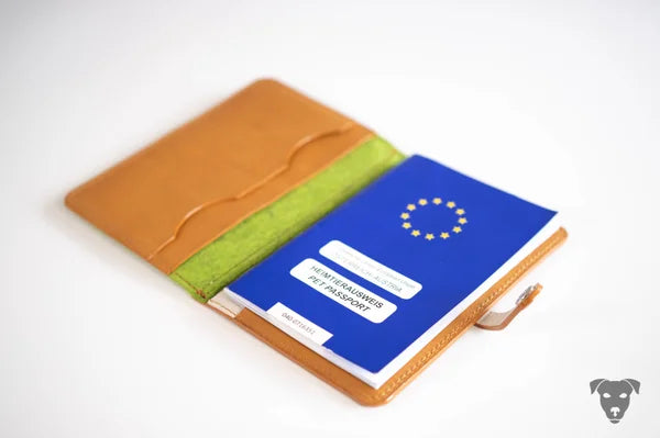 Impfpasshülle, EU-Heimtierausweishülle LOVEBIRD