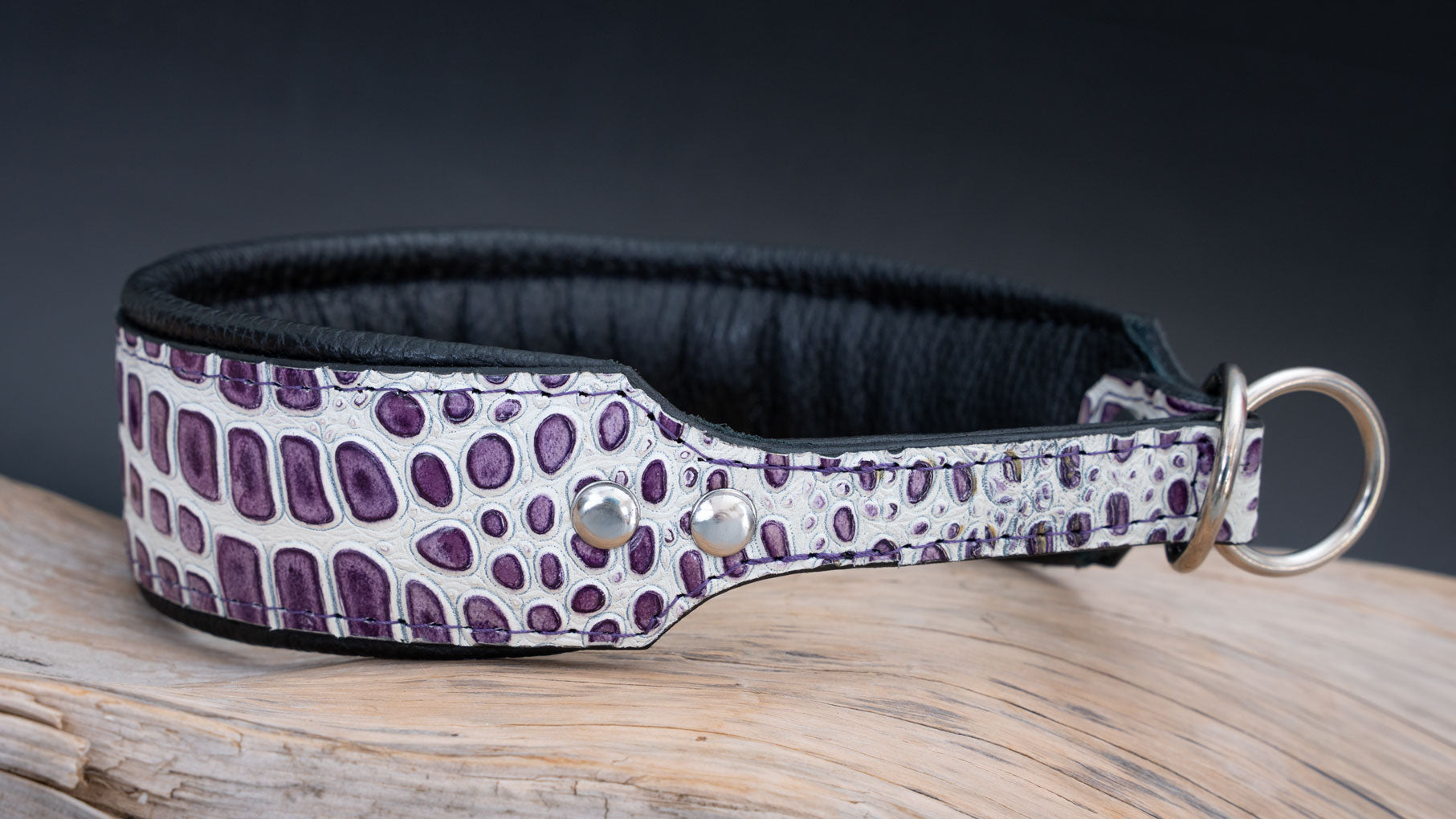 Lederhalsband Kroko-Optik "Weiß & Lila" mit Lederzug-Stopp (5cm Breit)