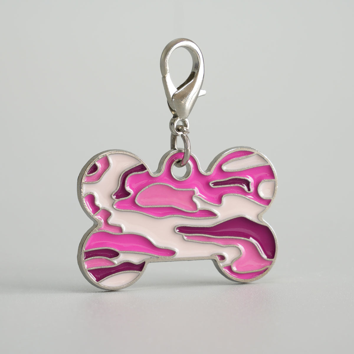 Pinke Camouflage Hundemarke Knochen 40x30mm  – handmade4dogs Produktkonfigurator für personalisierte Tiermarken