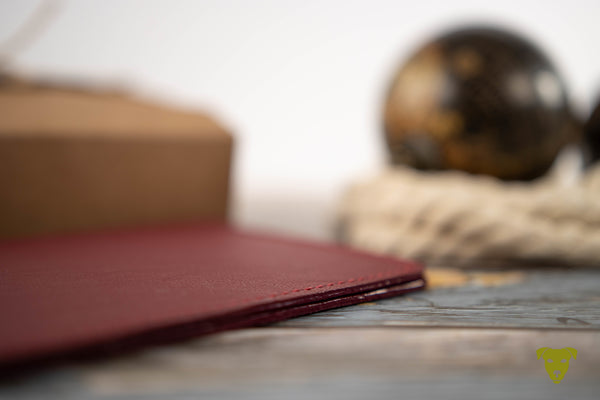 PASSPORT COVER RUBY RED
