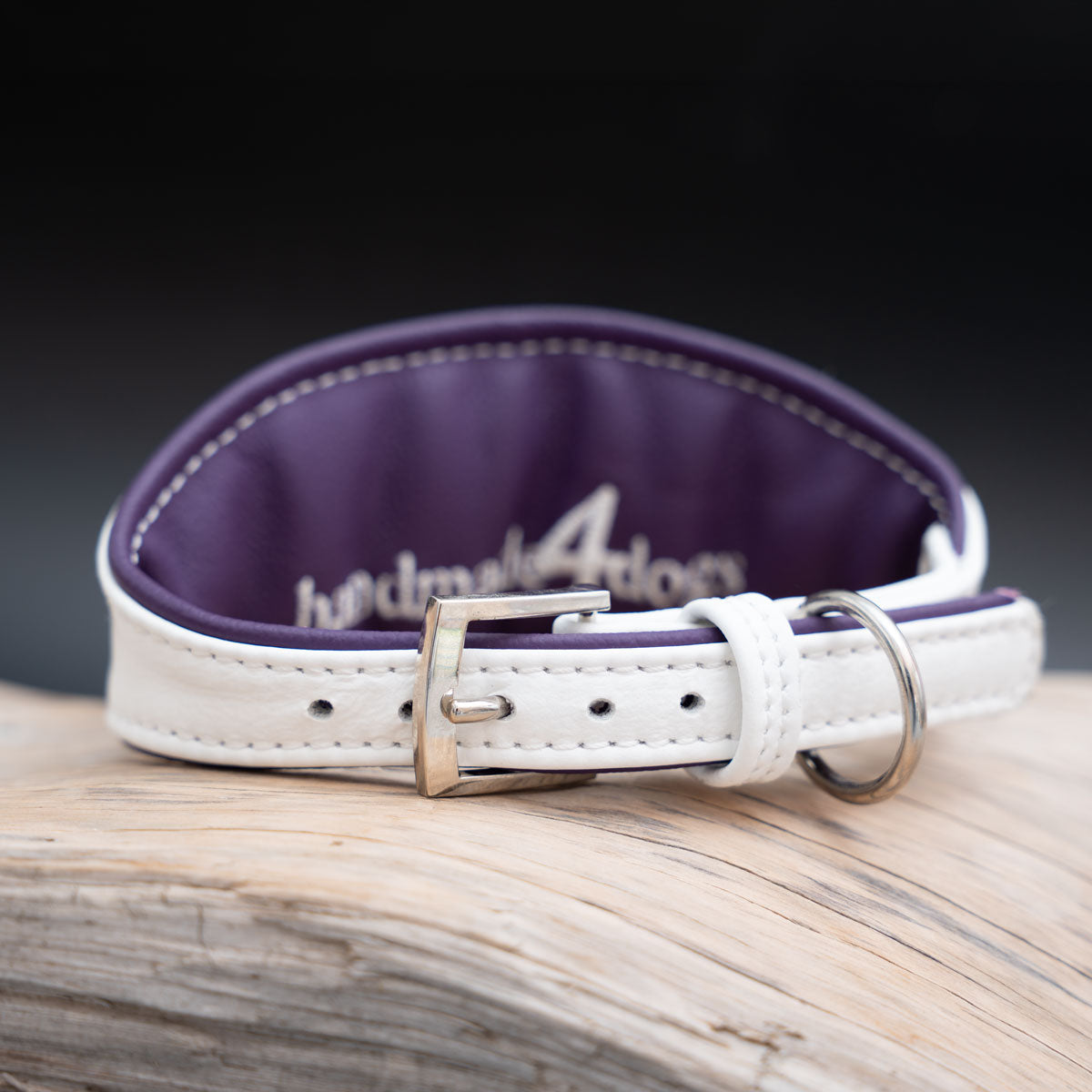 Schnallenverschluss des handgefertigten Whippet Halsbands Dragonfly aus Nappaleder